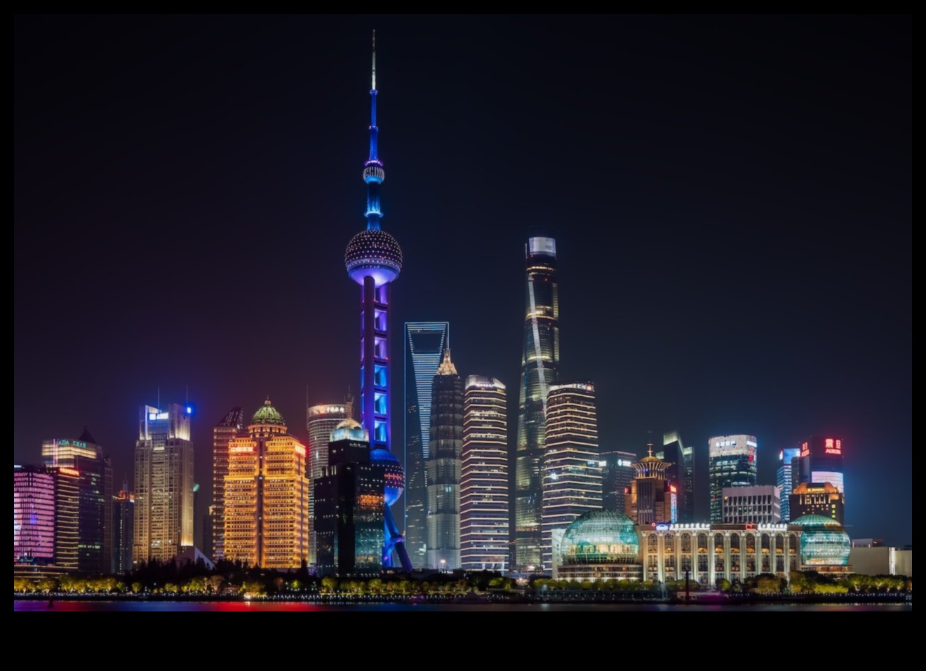 Sculpted Skylines: A World of Cultural Architectural Marvels