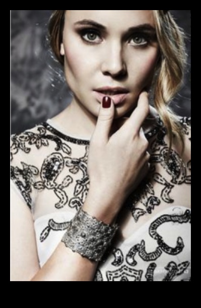 Dazzle in Style: Βραχιόλια που καθορίζουν την εμφάνισή σας με την υπογραφή