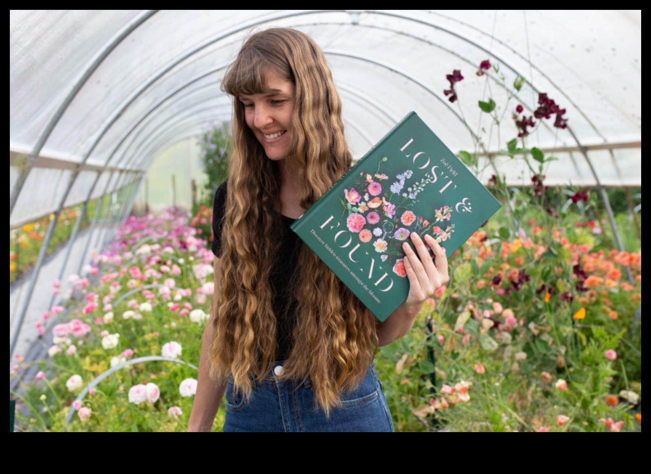 Blossom Beyond Limits: Εξερευνήστε το καταφύγιο του θερμοκηπίου μας