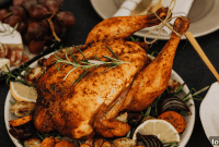 Southern Georgian Bay Realtors Donate 853 Turkeys to Area Families