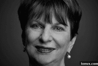 Debi Pearce of Maple Ridge Earns Esteemed Realtors Care Award