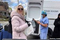 Toronto Realtor Anita Springate-Renaud Nourishes Frontline Workers