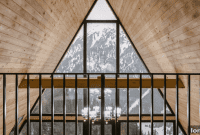 Canadian Cottage Market: Modest Price Increases Expected in 2025 Despite Economic Jitters