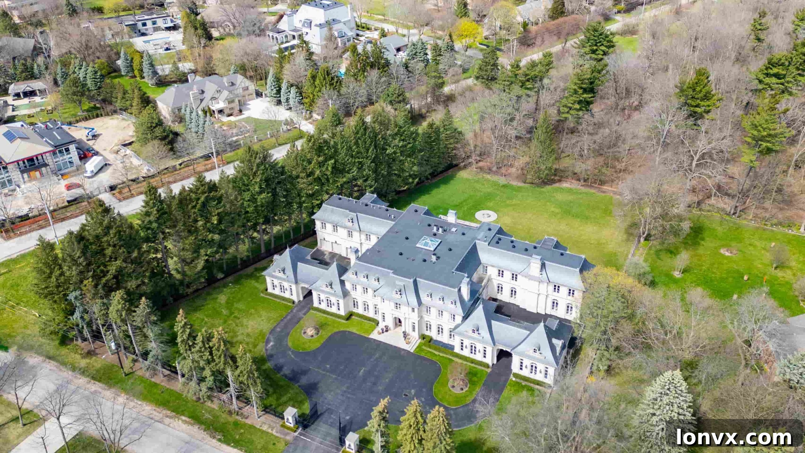 Saint George Mansion exterior